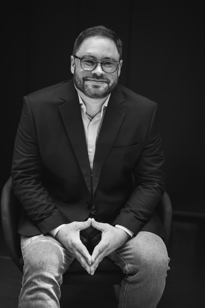 Dr. Thiago Barcellos, Médico Psiquiatra